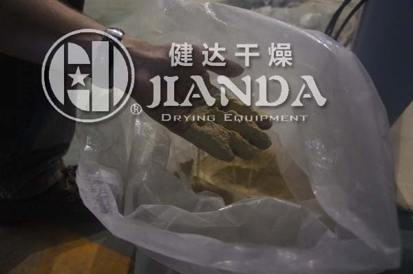 粉碎后酵母菌成品